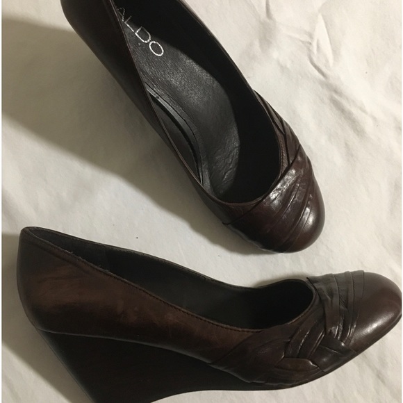 Aldo women’s shoes great conditions dressy or casual - Picture 2 of 7